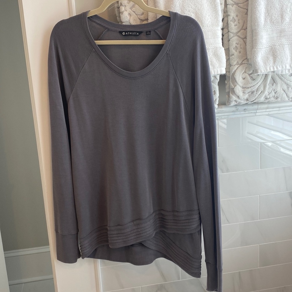 Athleta Sweatshirt - Size Large EUC